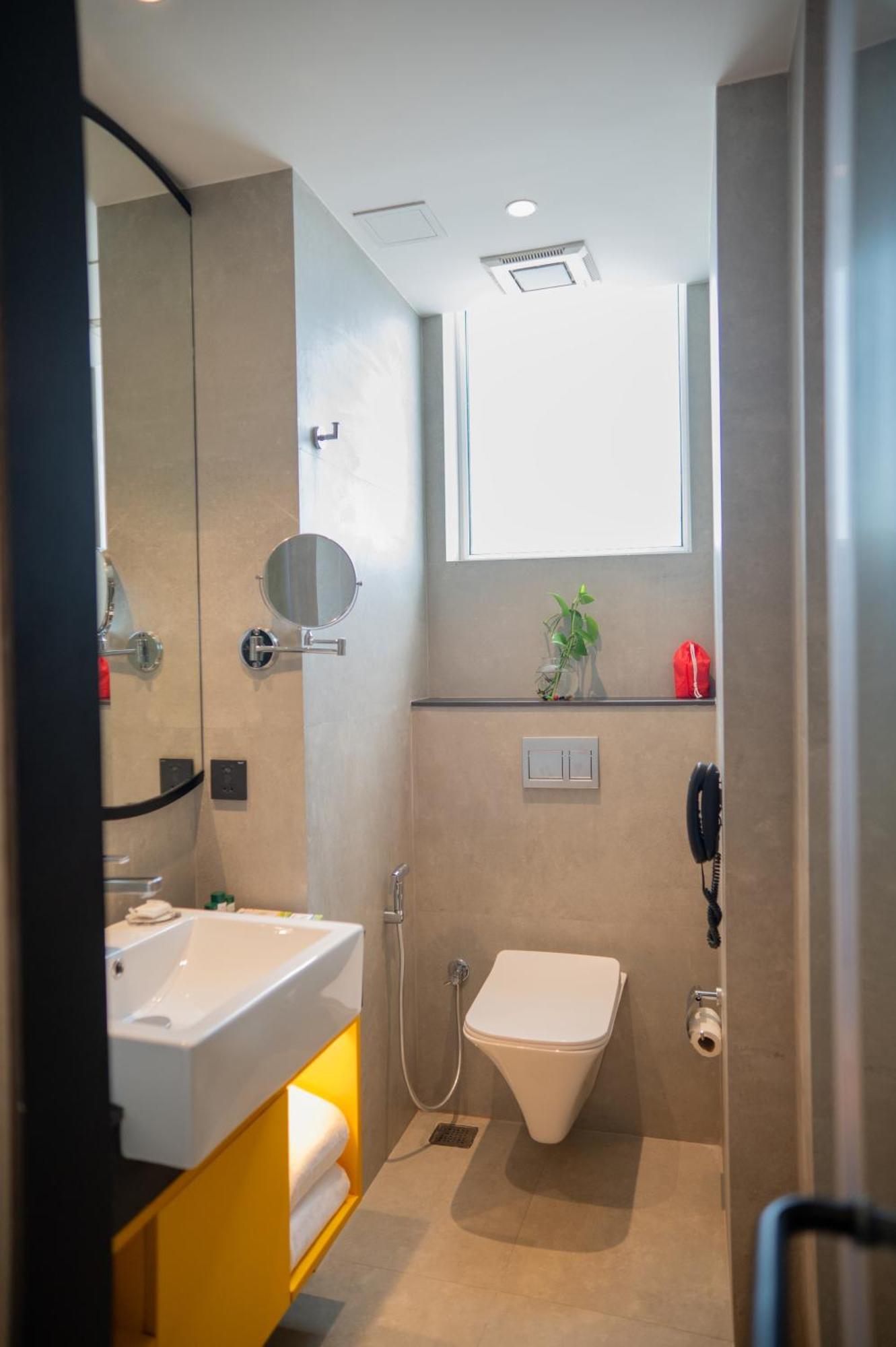 Zibe Luxe Kakinada By Grt Hotels エクステリア 写真