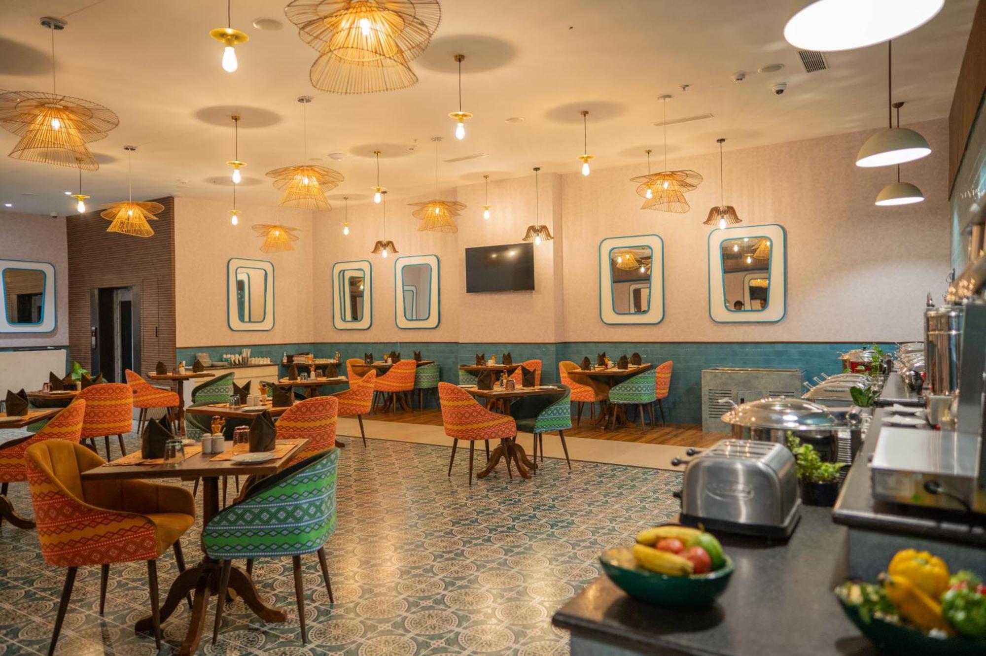 Zibe Luxe Kakinada By Grt Hotels エクステリア 写真